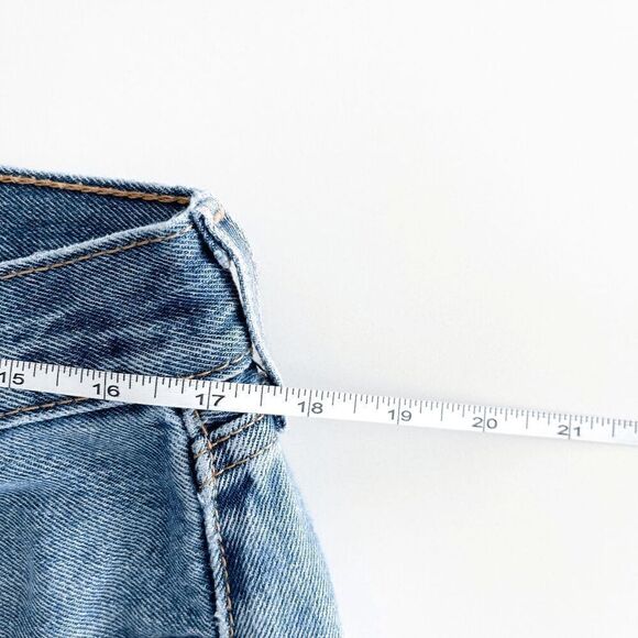 Levi's 505 Men's Zip Fly Straight Leg Classic Denim Jeans Medium Wash Size 34x30 - Picture 7 of 12